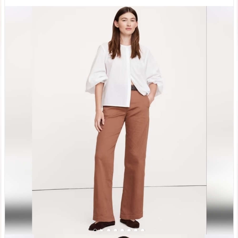 Banana Republic Straight Weekender Pant